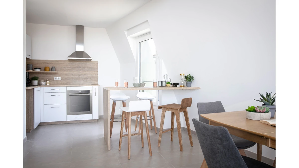 Chaise De Bar Scandinave Bois Naturel H65 Cm BALTIK 7 Chaise De Bar Scandinave Bois Naturel H65 Cm BALTIK – Image 5